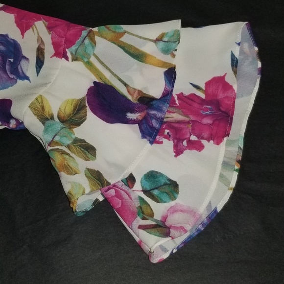 Blouse - Picture 2 of 2